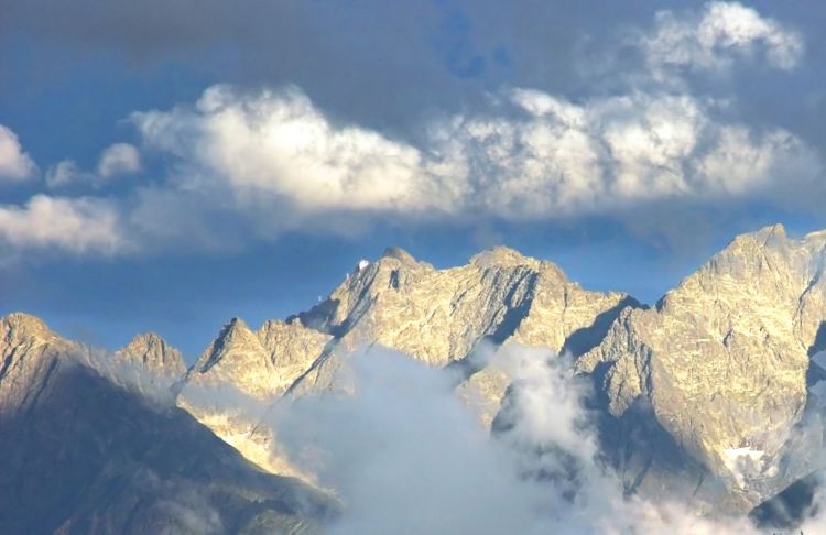 Śmiertelny wypadek w Tatrach. Turysta spadł z wysokości