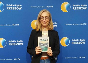 Grażyna Bochenek o książce „San. Rzeka, która łączy, rzeka, która dzieli”