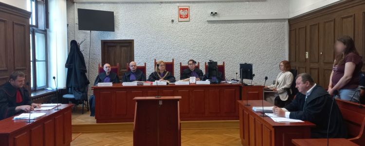 Prokurator domaga się 25 lat więzienia dla oskarżonej o zabójstwo 8-letniego syna