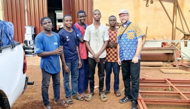 Ponad sześć ton darów od polskich dzieci trafiło do Kamerunu. Zakończyła się szósta edycja akcji „Polskie Smyki Dzieciom z Afryki”