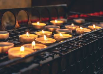 Uczniowie z Rajbrotu wspierają akcję „Światełko pamięci dla Łyczakowa”