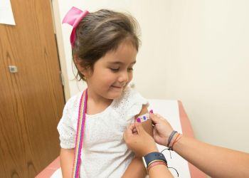 Rzeszów zapłaci za szczepienia przeciwko meningokokom, dopłaci też do ścieków