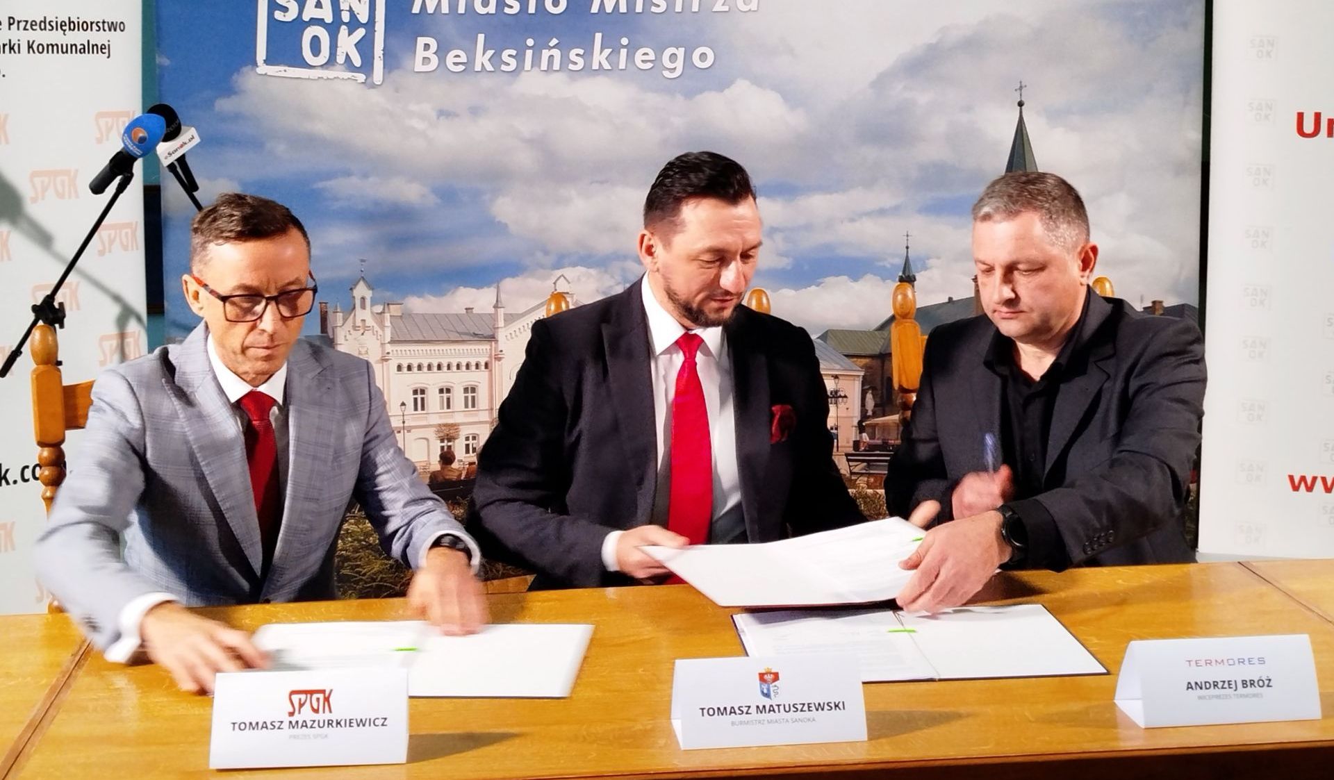 Sanok buduje nową sieć ciepłowniczą - Polskie Radio Rzeszów