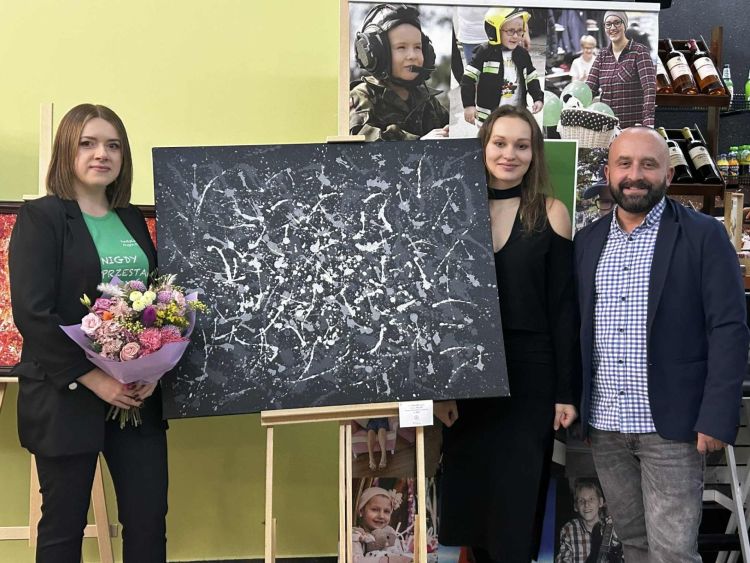 Dobro nie umiera – dzieła Danuty Brzuzan wsparły podopiecznych Fundacji Mam Marzenie