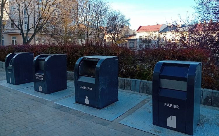 Podziemne śmietniki w Przemyślu
