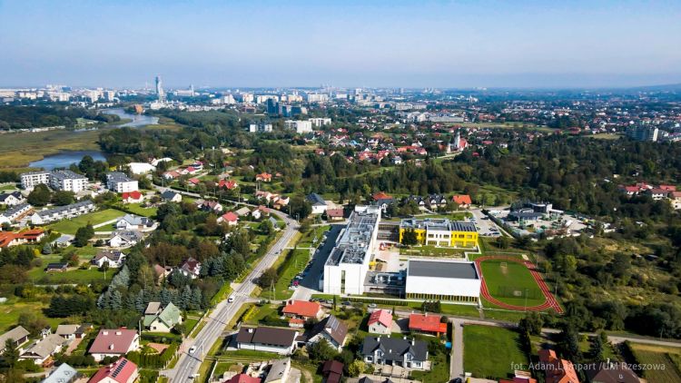Nowa kładka nad Strugiem połączy ulice Koło i Jachowicza w Rzeszowie
