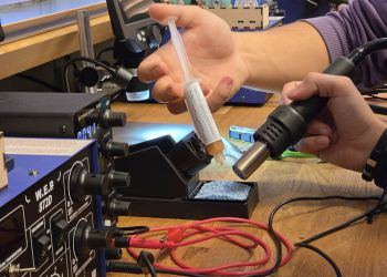 Nowe laboratorium Boeinga na Politechnice Rzeszowskiej wzmacnia potencjał Doliny Lotniczej [ZDJĘCIA]