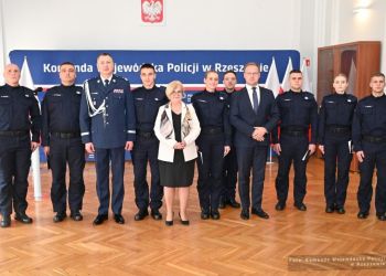 Nowi funkcjonariusze w Podkarpackiej Policji [ZDJĘCIA]