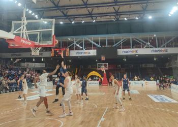 Druga z rzędu wygrana koszykarzy Resovii