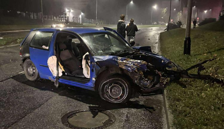 Karambol w Rzeszowie. Zderzyły się trzy auta, pięć osób trafiło do szpitala [ZDJĘCIA] [AKTUALIZACJA]