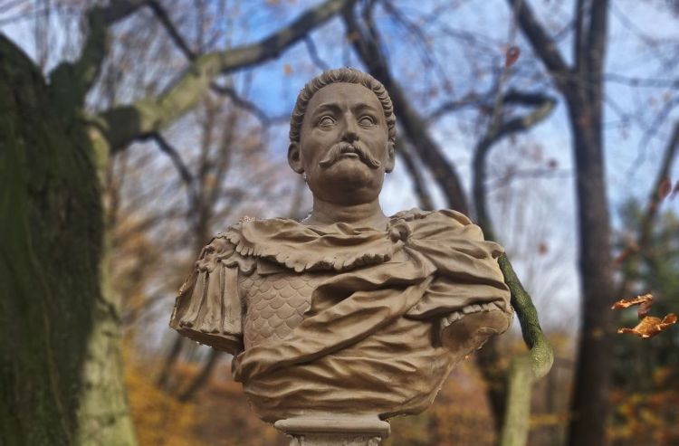 Popiersie Jana III Sobieskiego powróciło do Przeworska. Uroczystości w niedzielę 1 - Polskie Radio Rzeszów Popiersie Jana III Sobieskiego powróciło do Przeworska. Uroczystości w niedzielę