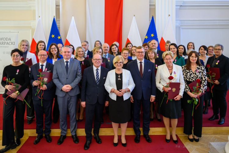 Mieszkańcy Podkarpacia uhonorowani medalami za wzorową służbę [ZDJĘCIA]