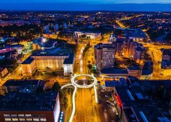 Rzeszowska kładka w globalnej prezentacji sztucznej inteligencji