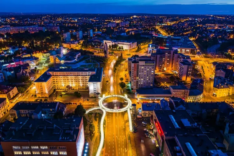 Rzeszowska kładka w globalnej prezentacji sztucznej inteligencji