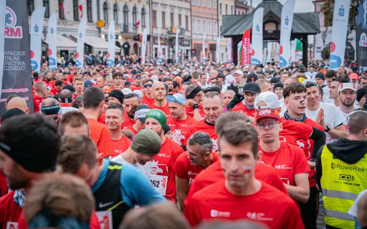 Ponad 3 tysiące uczestników wzięło udział w PKO Biegu Niepodległości w Rzeszowie [ZDJĘCIA]