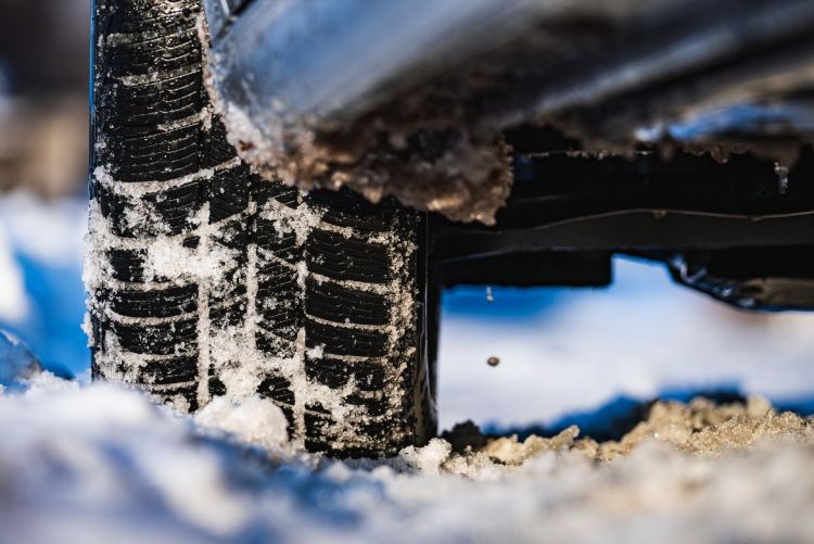Sytuacja na drogach Podkarpacia. Lokalnie mokre i z błotem pośniegowym