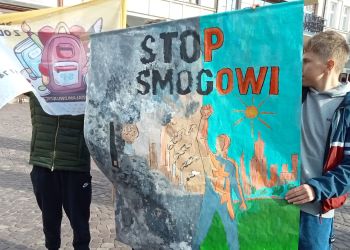 Rzeszów nie zgadza się na smog. Happening na Rynku [ZDJĘCIA]