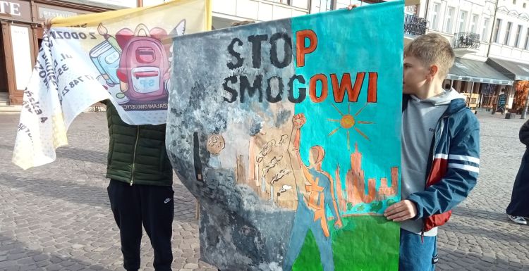 Rzeszów nie zgadza się na smog. Happening na Rynku [ZDJĘCIA]
