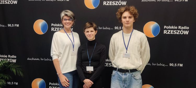 Pinok.IO uczy bezpieczeństwa w sieci. Wspólna misja teatru i ekspertów od zwalczania cyberprzestępczości 1 - Polskie Radio Rzeszów Pinok.IO uczy bezpieczeństwa w sieci. Wspólna misja teatru i ekspertów od zwalczania cyberprzestępczości