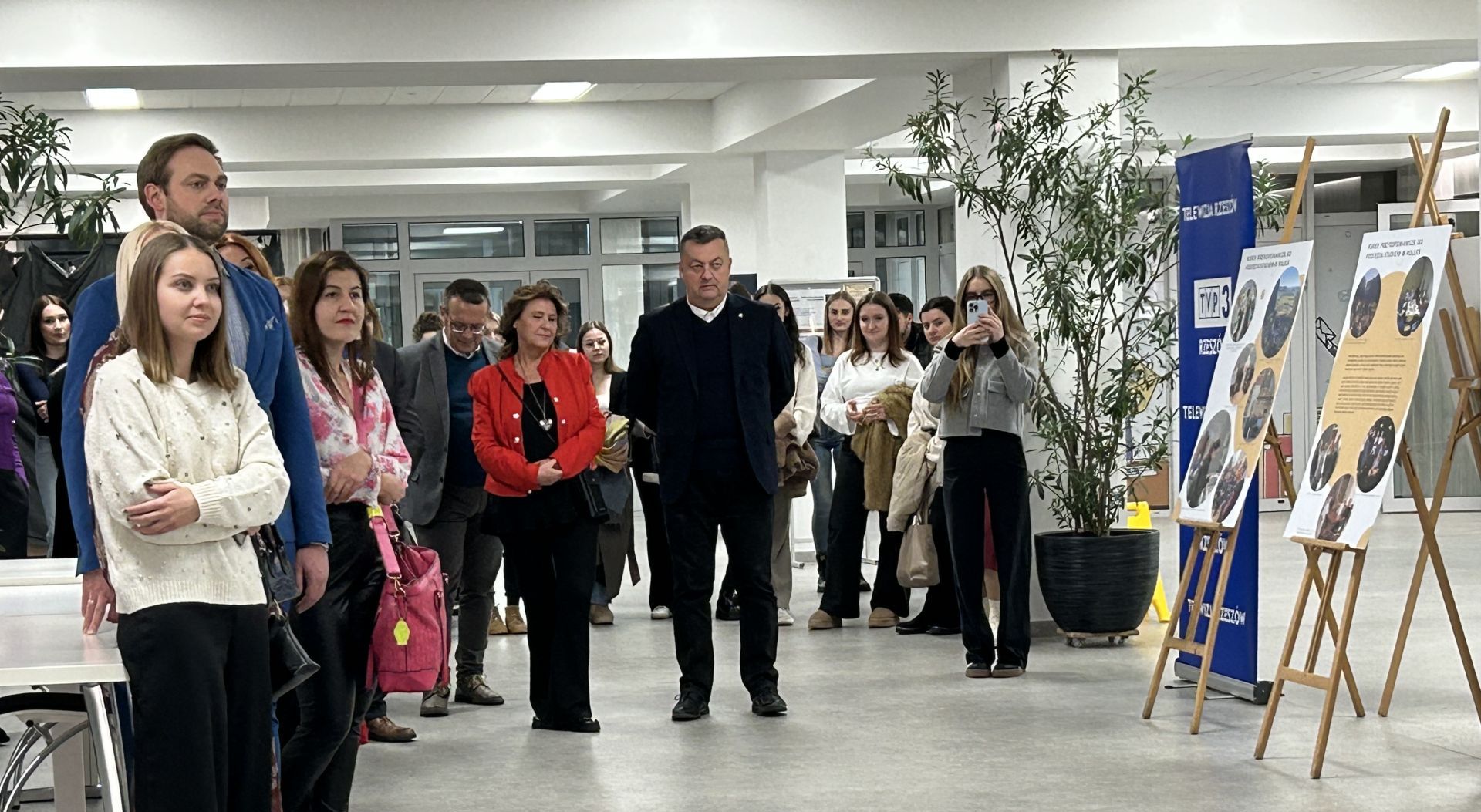 Uniwersytet Rzeszowski promuje polszczyznę na świecie. 35-lecie działalności ośrodka Polonus 6 - Polskie Radio Rzeszów Uniwersytet Rzeszowski promuje polszczyznę na świecie. 35-lecie działalności ośrodka Polonus