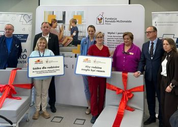 Nowe łóżka dla rodziców małych pacjentów w Klinicznym Szpitalu Wojewódzkim nr 2 w Rzeszowie
