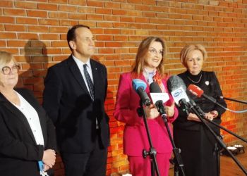 Wicepremier Radosław Sikorski w Krośnie: Podkarpacie szczególnie narażone na działania dywersyjne