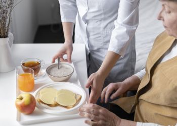 Dietetyczka: prehabilitacja żywieniowa może poprawić rokowania pacjentów onkologicznych