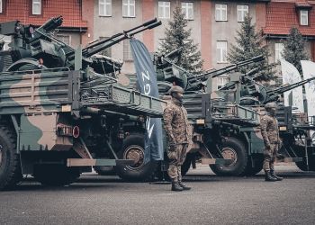 Szef MON: budujemy wielowarstwową obronę powietrzną Polski