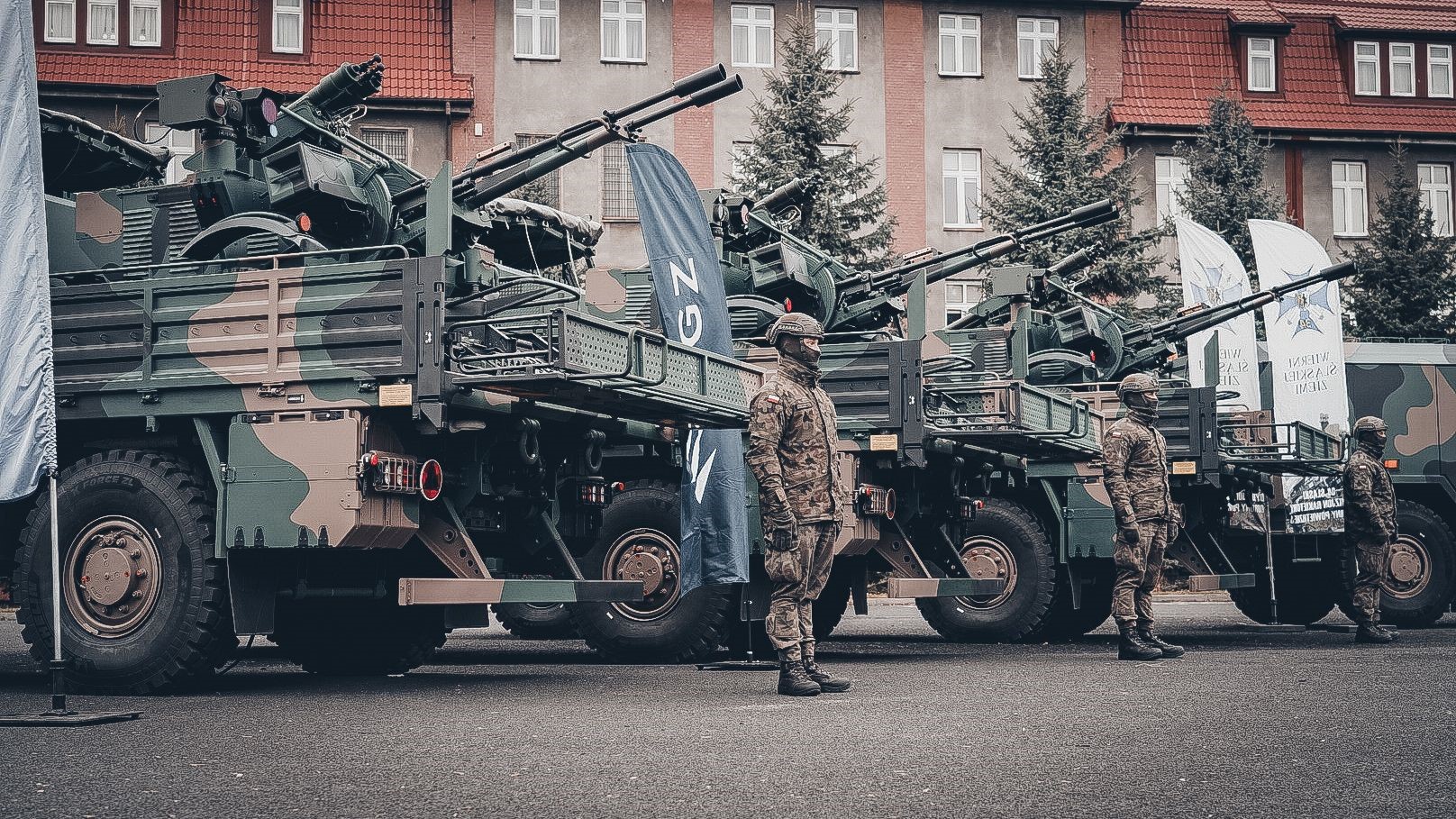 Szef MON: budujemy wielowarstwową obronę powietrzną Polski 7 - Polskie Radio Rzeszów Szef MON: budujemy wielowarstwową obronę powietrzną Polski