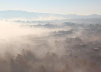 Gęsta mgła nie odpuści. Utrzyma się do poniedziałku