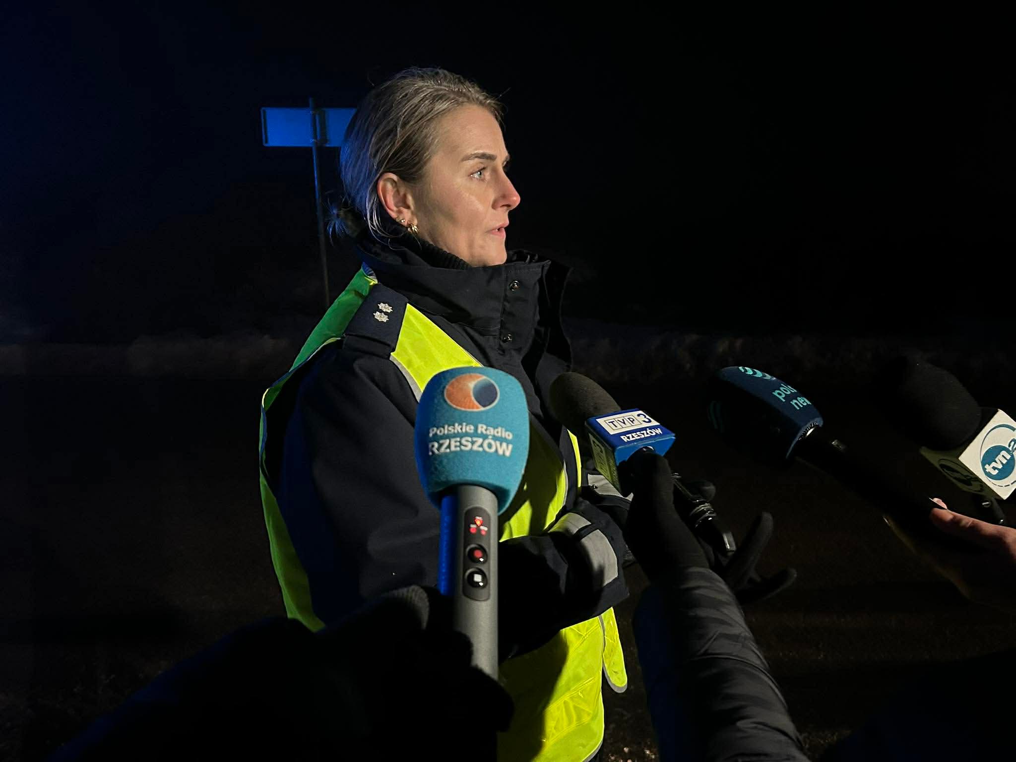 Katastrofa śmigłowca w Cierpiszu koło Malawy. Dwie osoby nie żyją, to mieszkańcy powiatu przeworskiego [WIDEO, ZDJĘCIA] - Polskie Radio Rzeszów