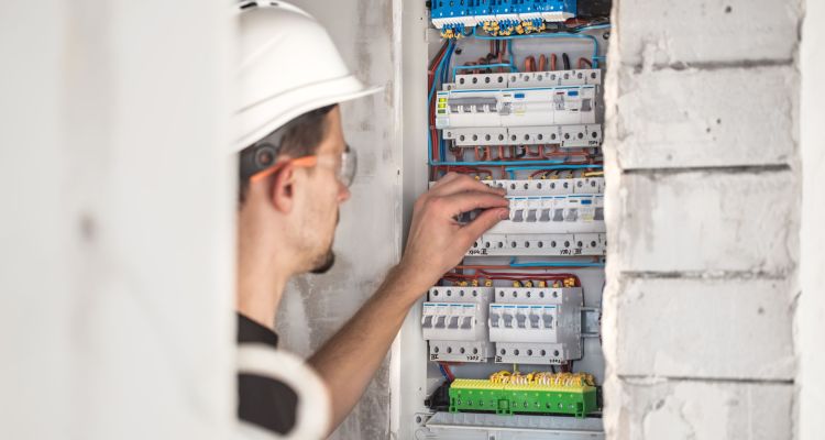 Oszustwo „na energetyka” w Tyczynie. Burmistrz apeluje do mieszkańców o czujność