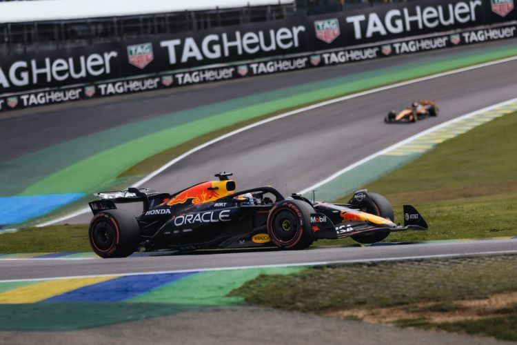 Formuła 1: Verstappen triumfuje w Katarze. O tytule zdecyduje Abu Zabi 1 - Polskie Radio Rzeszów Formuła 1: Verstappen triumfuje w Katarze. O tytule zdecyduje Abu Zabi