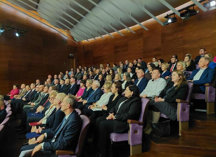 Podkarpaccy przedsiębiorcy nagrodzeni przez Państwową Inspekcję Pracy 1 - Polskie Radio Rzeszów Podkarpaccy przedsiębiorcy nagrodzeni przez Państwową Inspekcję Pracy