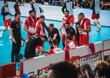 Siatkarze Resovii wygrali z mistrzem Polski