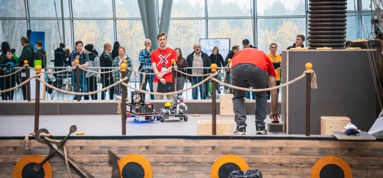 XChallenge 2025. Święto robotyki w ramach Podkarpackiego Festiwalu Nauki i Innowacji [ZDJĘCIA]