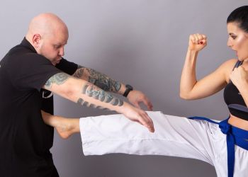 Rekordowe zainteresowanie kursem „Bezpieczna kobieta” w Jarosławiu