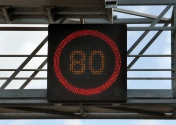 W Głogowie Małopolskim ruszył pilotażowy projekt poprawy bezpieczeństwa na drogach