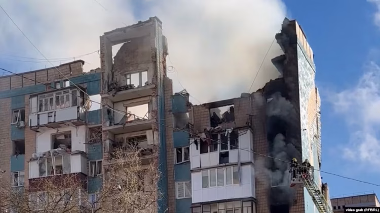 Rosja uderza w cywilów. Wśród zabitych 7-letnia Polka 1 - Polskie Radio Rzeszów Rosja uderza w cywilów. Wśród zabitych 7-letnia Polka