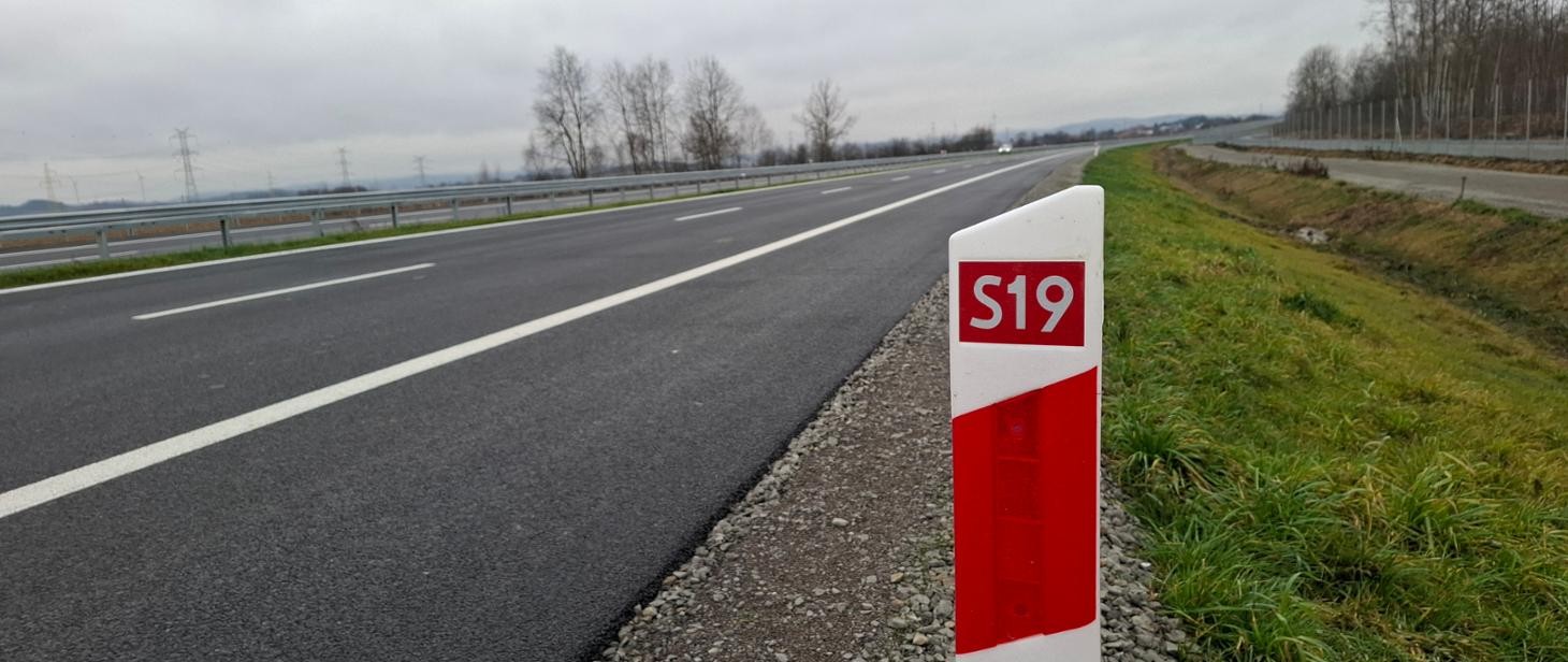 Kierowcy mogą już jeździć dwoma odcinkami S19 na trasie Krosno, Miejsce Piastowe, Dukla - Polskie Radio Rzeszów