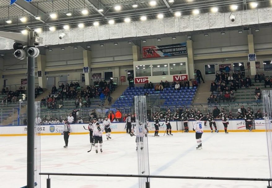 STS Sanok rozbity przez GKS Tychy. Dotkliwa porażka 0:9 w Arenie Sanok