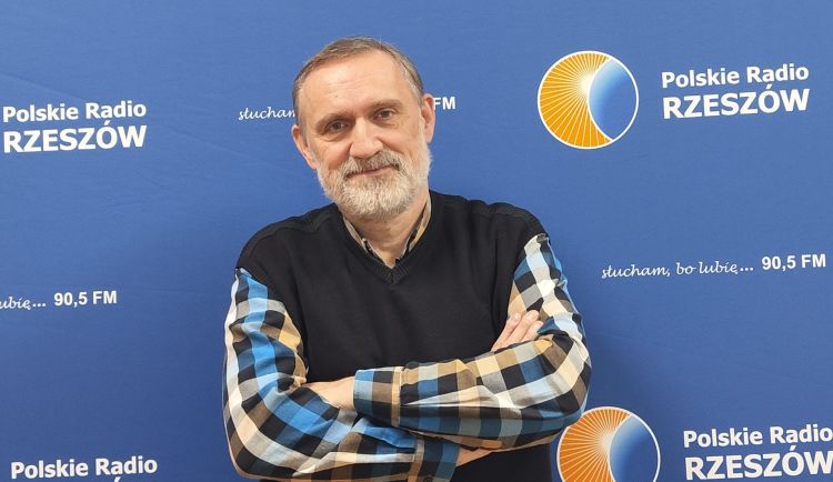 Świat jest wieloimienny. Rozmowa z Wojciechem Bonowiczem 1 - Polskie Radio Rzeszów Świat jest wieloimienny. Rozmowa z Wojciechem Bonowiczem