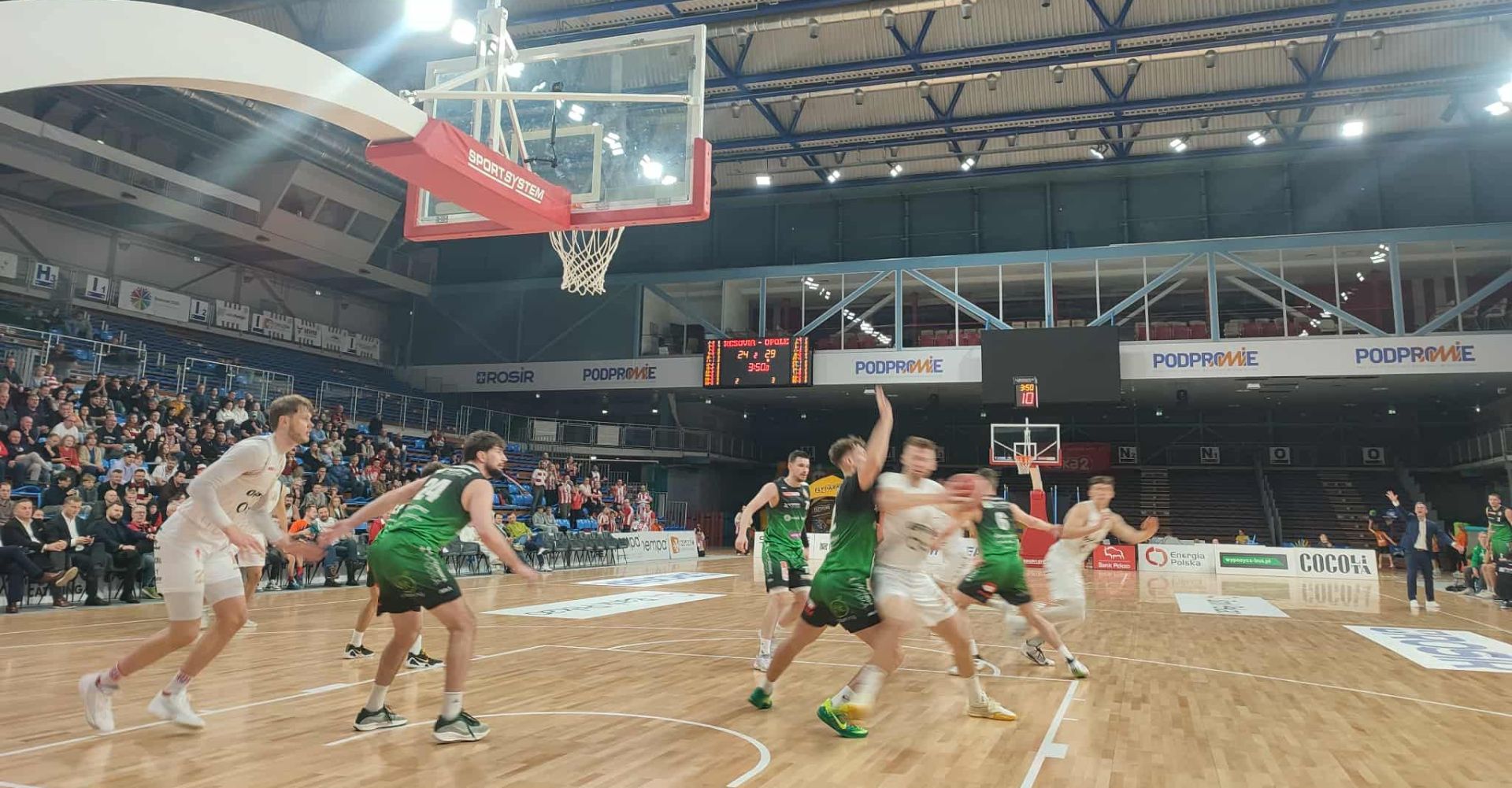 Szczęśliwa wygrana koszykarzy Opteam Energia Polska Resovii