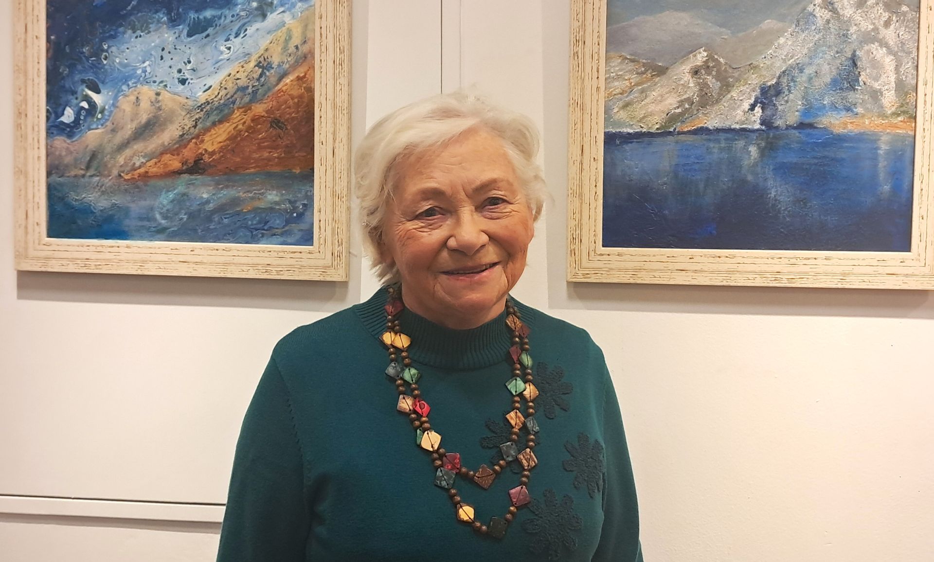 [ZDJĘCIA] Wystawa obrazów dr Janiny Haładyj-Różak w Ośrodku Kultury w Krzemienicy