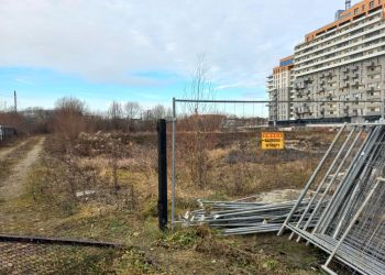 Dziura w ziemi zamiast wieżowców. Ponad 140 pokrzywdzonych i straty w Resovia Sky