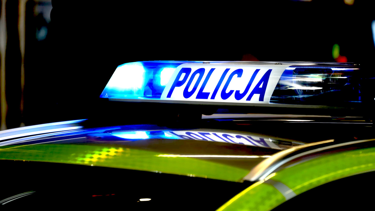 46-latek kierował bmw mając blisko 4 promile alkoholu w&nbsp;organizmie. Doprowadził do&nbsp;kolizji