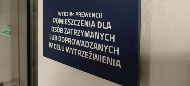 Agresywny pacjent zaatakował lekarza na SOR w Krośnie