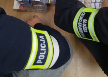 Ponad 300 paczek nielegalnych papierosów w domu mieszkanki gminy Domaradz