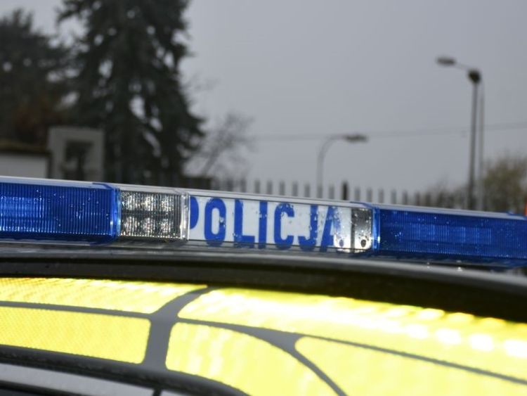 Pijany kierowca zajeżdżał drogę kobiecie, która&nbsp;próbowała go&nbsp;wyprzedzić