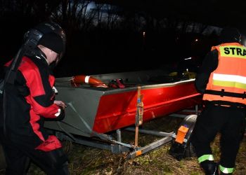 Trwają poszukiwania zaginionej 57-latki. Służby przeszukują m.in. zbiorniki wodne [ZDJĘCIA]